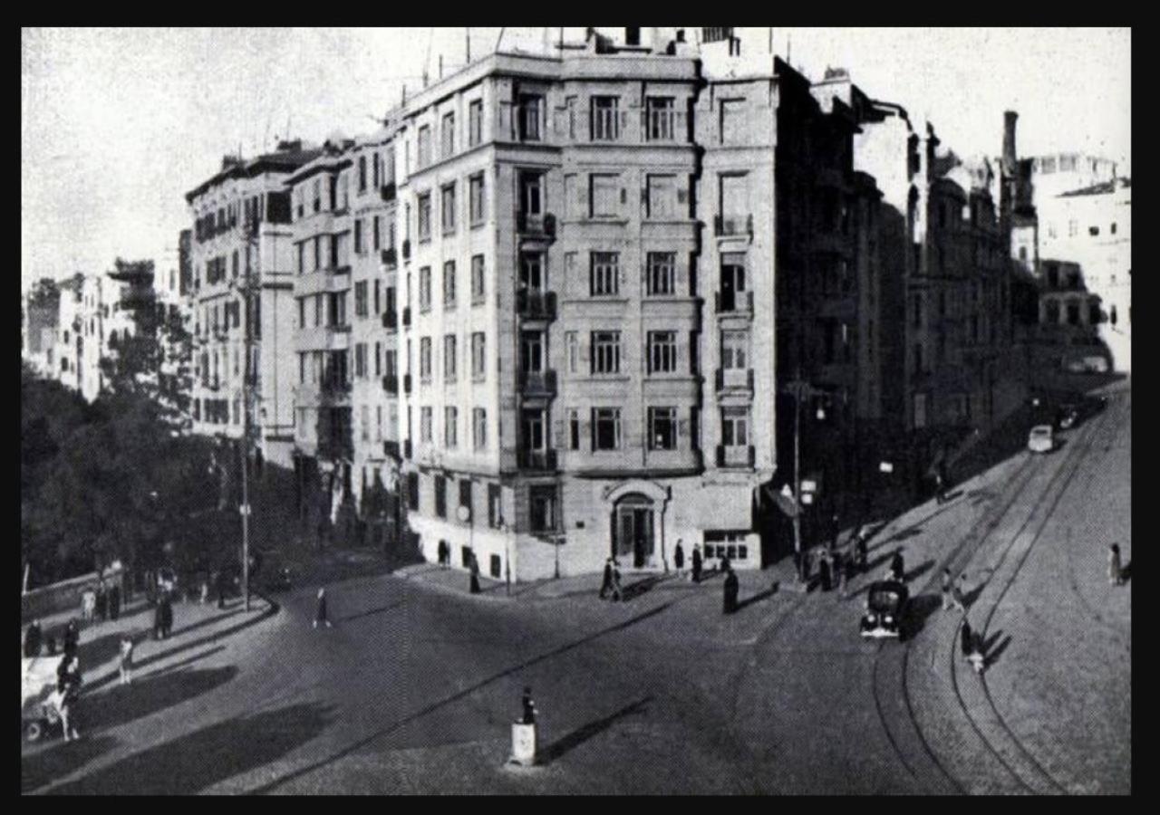 Daru Sultan Hotels Galata Istanbulská provincie Exteriér fotografie The hotel in 1920
